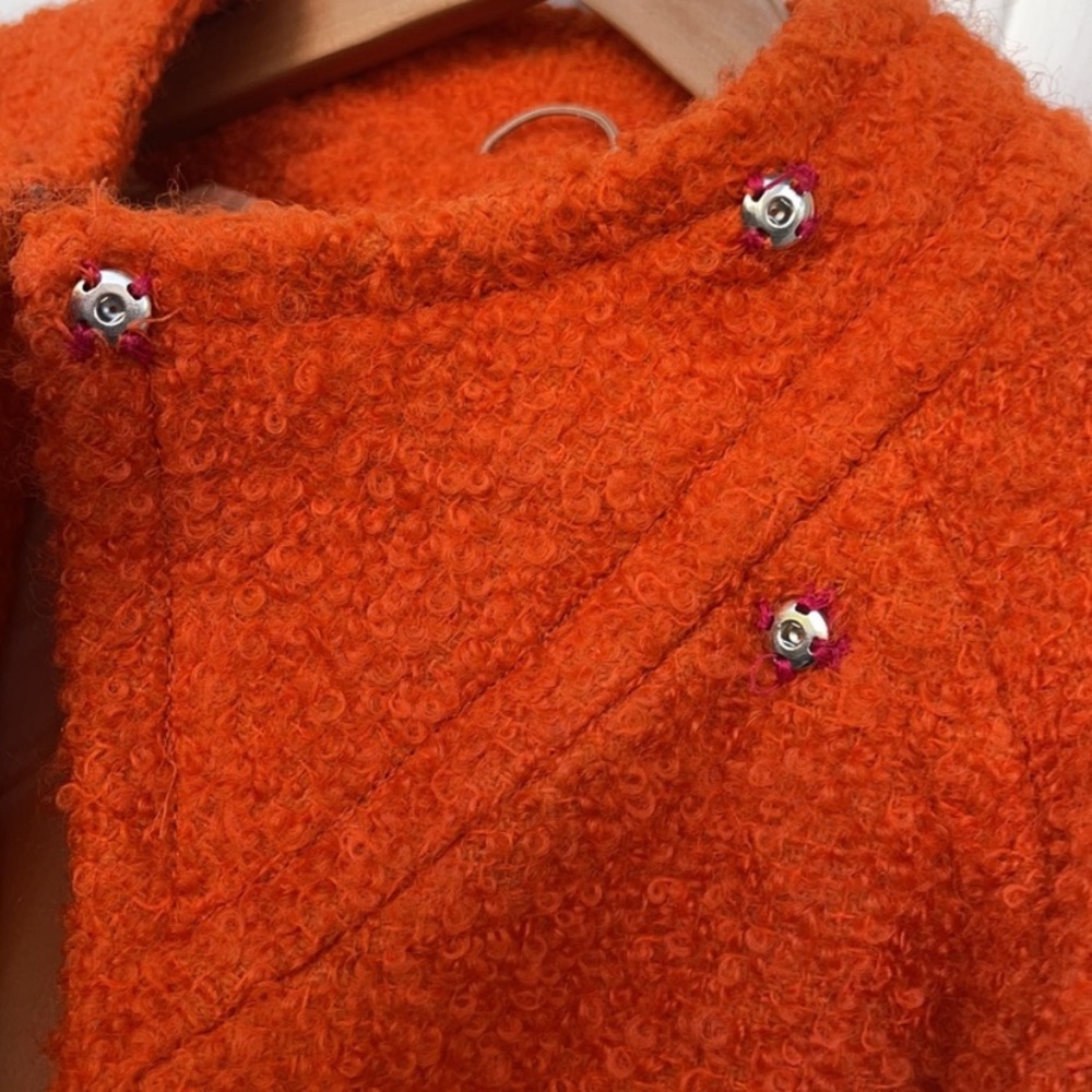 VTG - Orange bouclé Bell coat - Picture 6 of 7